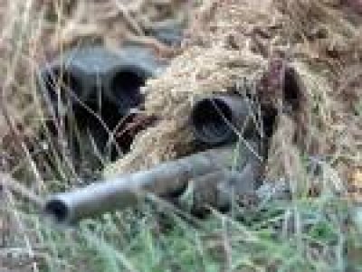 Army sniper kills 3 Houthi rebels 
