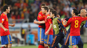 Villa goal earns Spain quarter-final spot