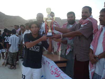 Celebrating  22 May  Anniversary local authority in Doan holds the seventh Football  League 