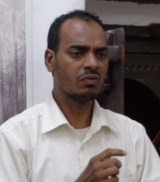 Hadhrami Cooperative Association  distributes Fourteen million to 500 orphans  