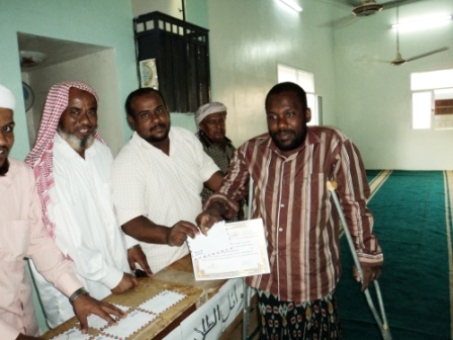  Al-fajr Foundation of Yebeth  hounors top students 