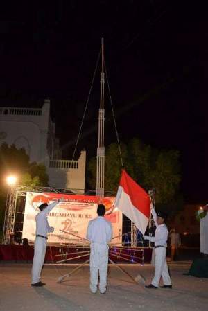 TAK PERNAH DIHADIRI KBRI, SANG SAKA MERAH-PUTIH TETAP BERKIBAR DI HADHRAMAUT