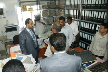 Gubernur Hadhramaut Tinjau Hari Pertama Kerja Pegawai