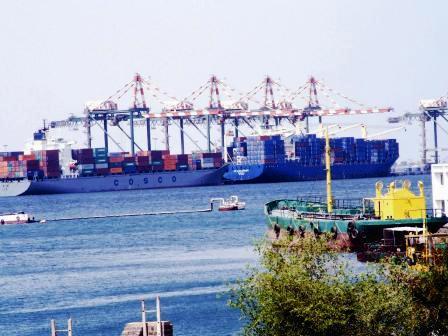 Yaman Ekspor 327 Ton Produk Dalam Negeri