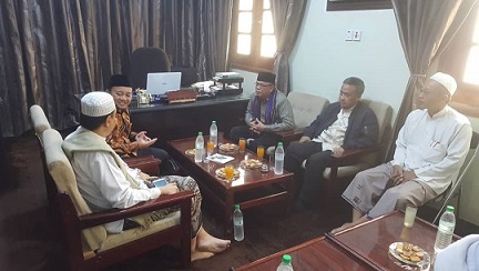 Rombongan KBRI Muscat Sambangi Fakultas Syariah Universitas al-Ahgaff Tarim