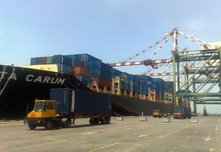 Yaman Datangkan 25 Ribu Ton Semen Dari Oman