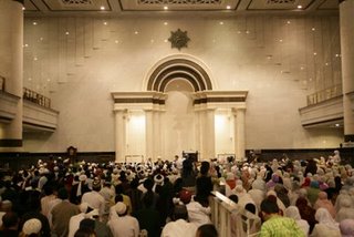 Kebijaksanaan dan Keistiqamahan Seorang Guru