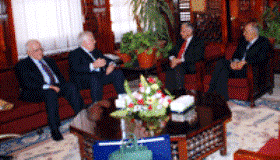 Ketua Kamar Dagang Arab Puji Iklim Investasi Di Yaman