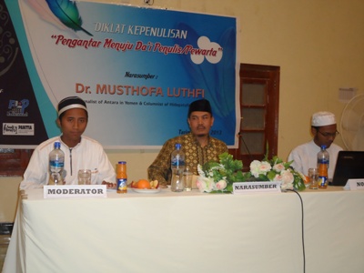 Diklat Jurnalistik Pelajar di Tarim Berjalan Sukses