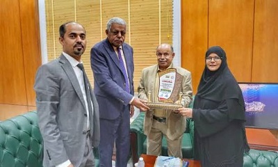 Anggota Majelis Kepresidenan Al-Khanbasyi Evaluasi Upaya Majelis Spesialisasi Kesehatan Dan Kedokteran Yaman
