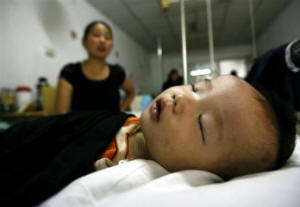 Masyarakat Harus Waspadai Susu Bermelamin