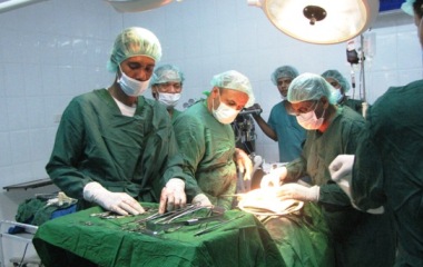 Dokter Yaman Berhasil Akhiri Masa Kritis Wanita 50-an