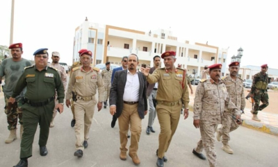 Bin Madhi Resmikan Diklat Kepemimpinan Komando Militer