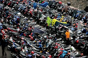 Sekitar Satu Juta Sepeda Motor Di Lembah Hadhramaut 